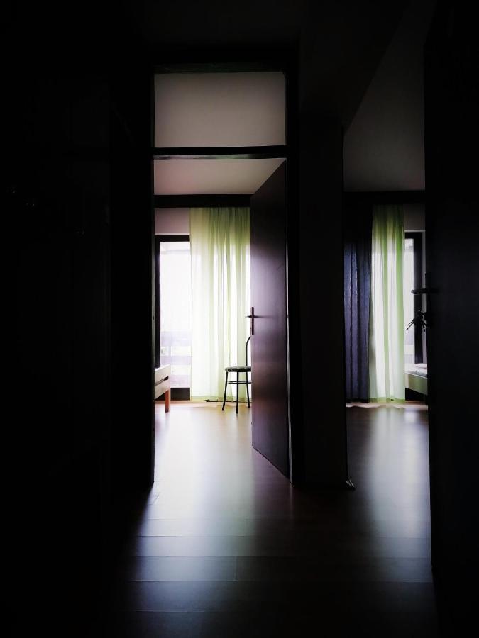 Licki Krovovi Gračac Cameră foto